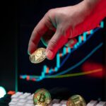 Использование индикатора QMSMA для улучшения фьючерсной торговли на CoinEx